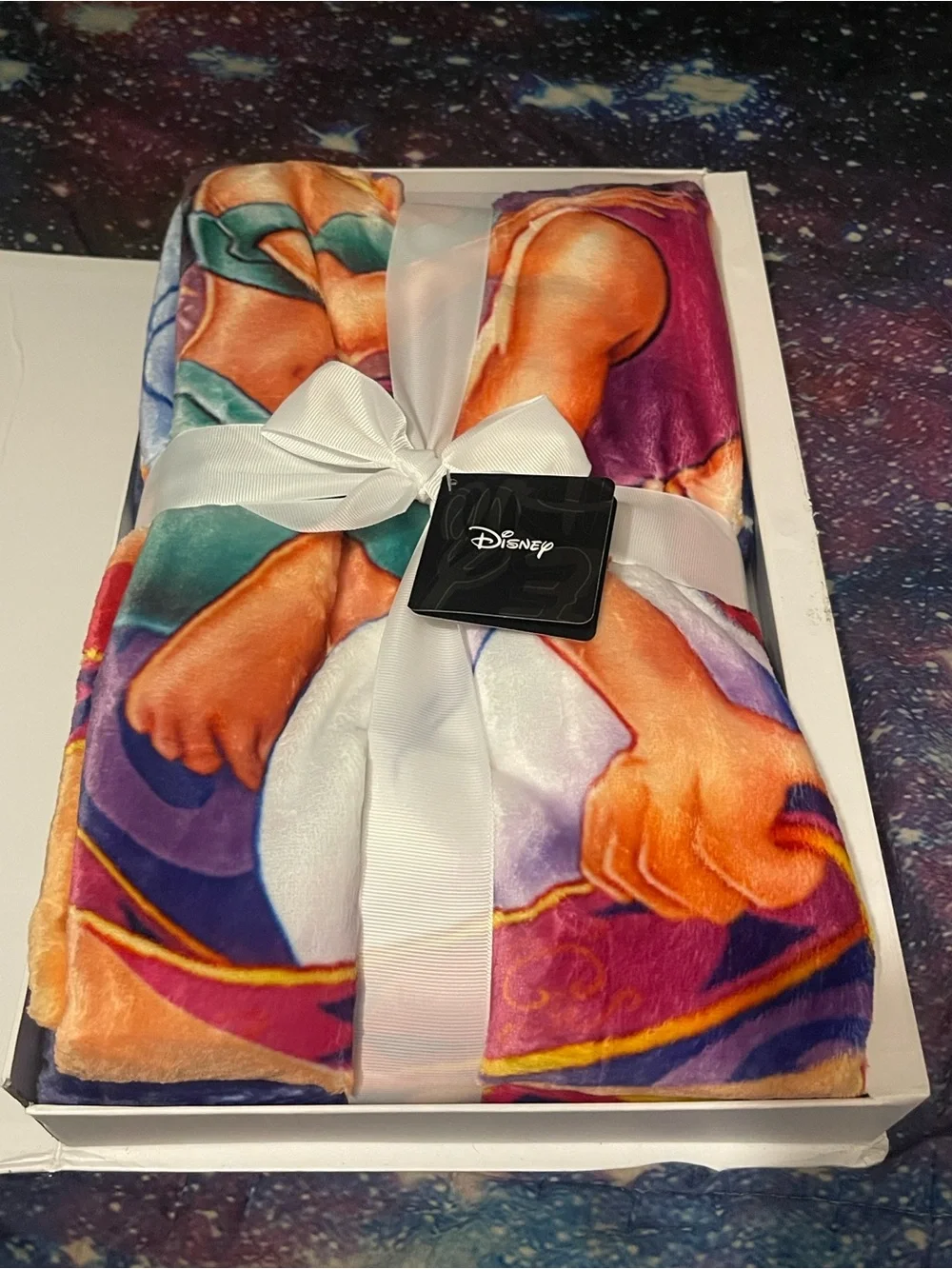 Disney Multicolor Aladdin Graphic Men’s Lounge Blanket